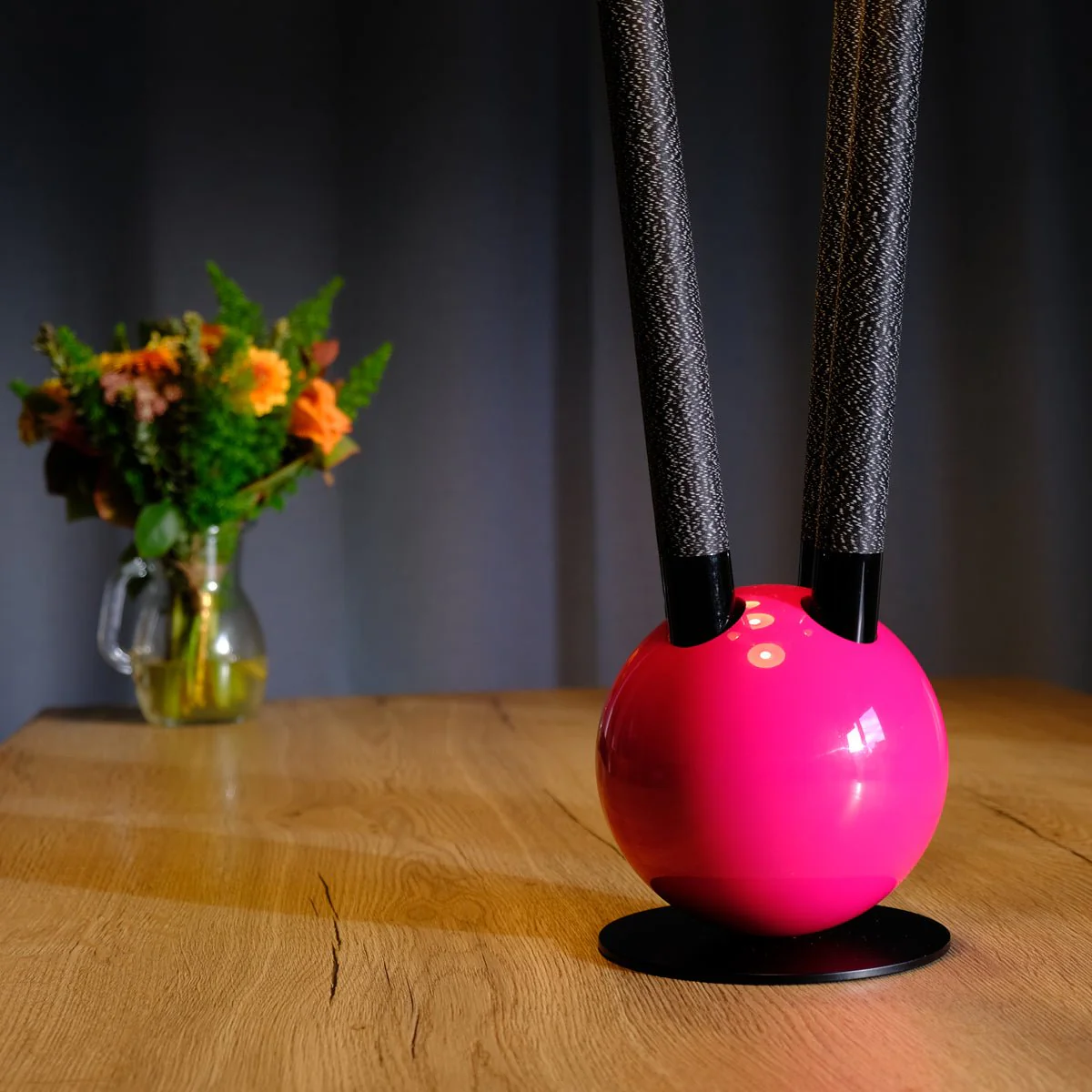 Aramith Cue Holder