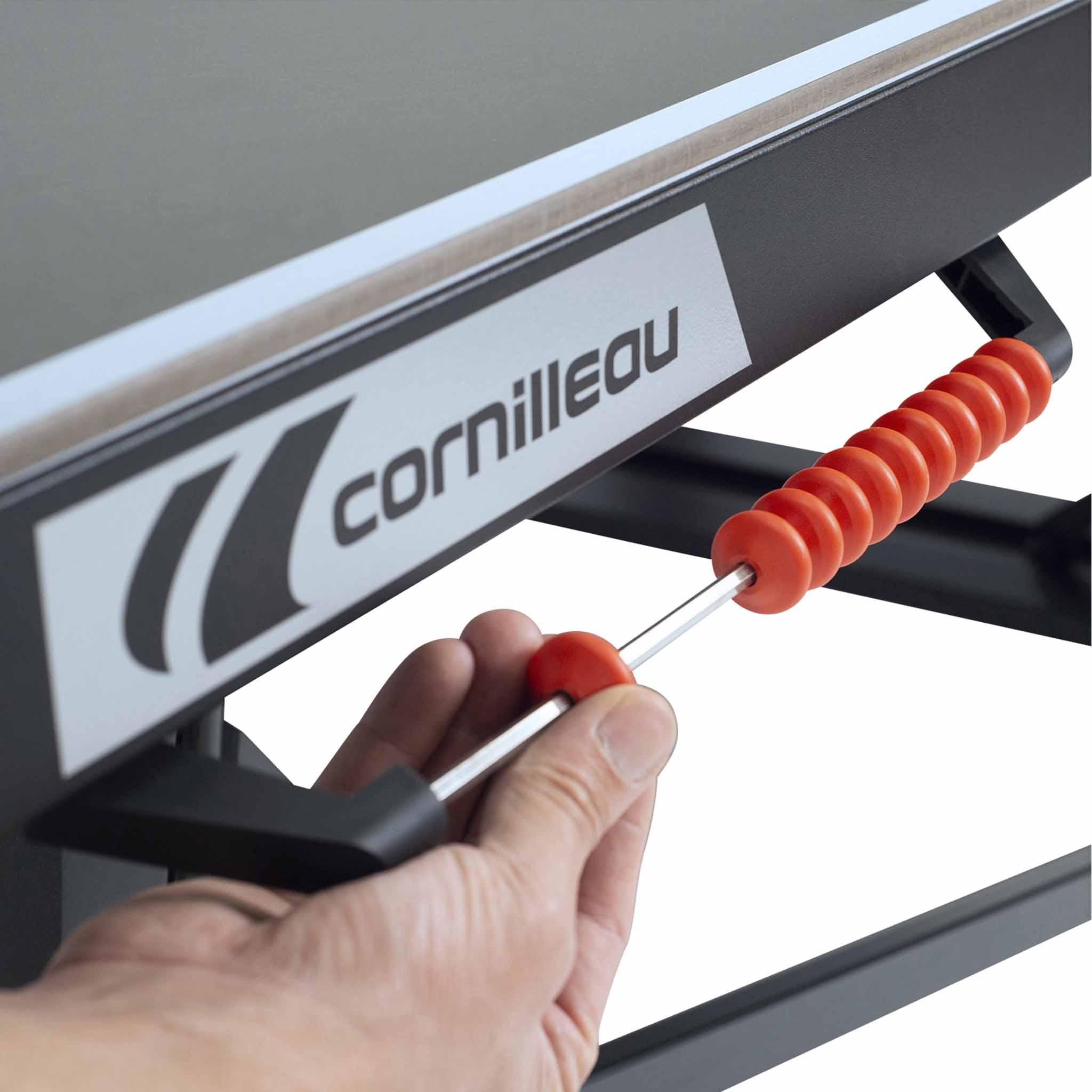 Cornilleau 700X Indoor / Outdoor Table Tennis Table - Image 6