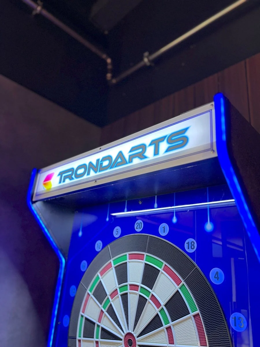 Tron DX Free-Standing Electronic Darts Machine (Free Play / Coin-operated) - Image 9